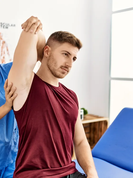 Chiropractic treatment at Sunshine Wellness in Oakville